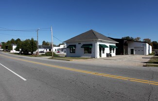 Plus de détails pour 308-320 W Main St, Clayton, NC - Local commercial à louer