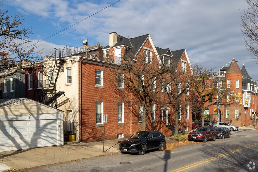 2 S Patterson Park Ave, Baltimore, MD à louer - Photo de l’immeuble – Image 2 sur 2