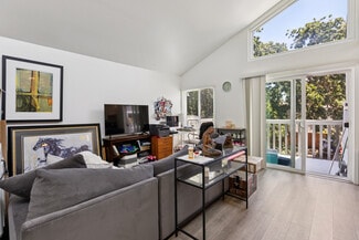 Plus de détails pour 1411 Oxford St, Redwood City, CA - Logement à vendre