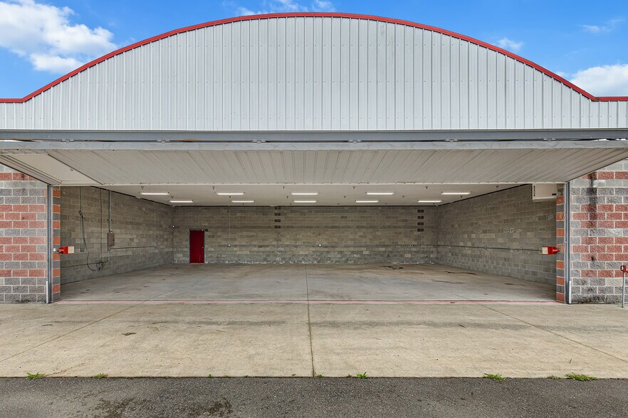 163 Reagan Ln #4 & 5, Eatonville, WA à vendre - Photo de l’immeuble – Image 3 sur 13