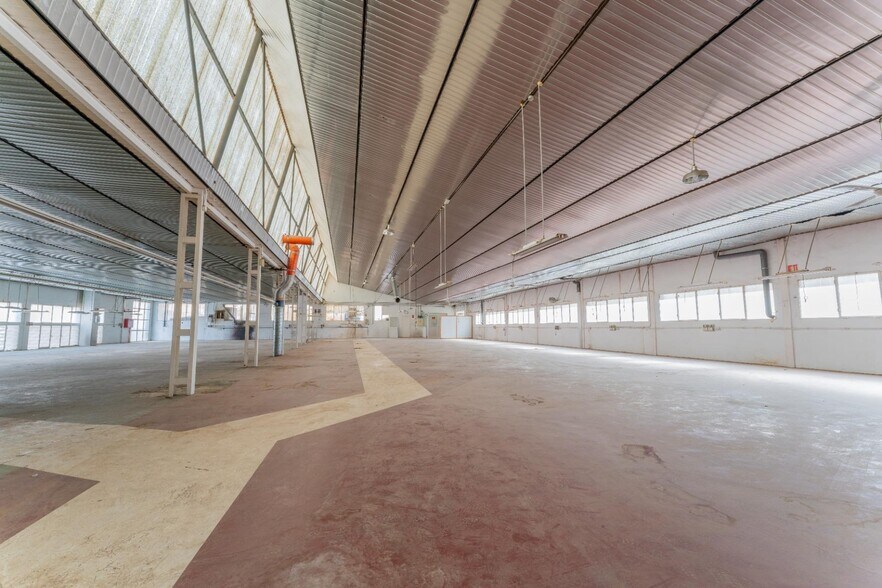 Industriel/Logistique dans Elche, Alicante à vendre - Photo intérieure – Image 2 sur 14