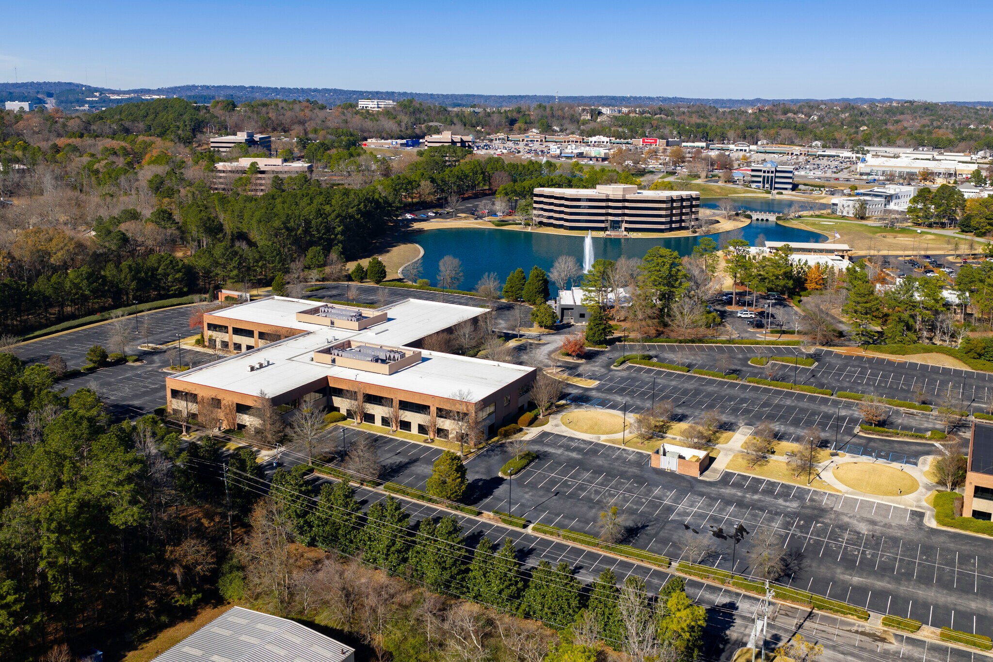 2500 Corporate Dr, Birmingham, AL à vendre Photo de l’immeuble– Image 1 sur 30