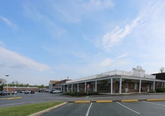 Plus de détails pour 81 Lancaster Ave, Malvern, PA - Différents types d’espaces à louer