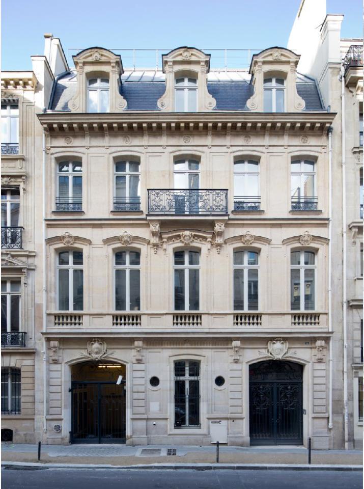 38 Rue La Bruyère, Paris à louer Photo de l’immeuble– Image 1 sur 20