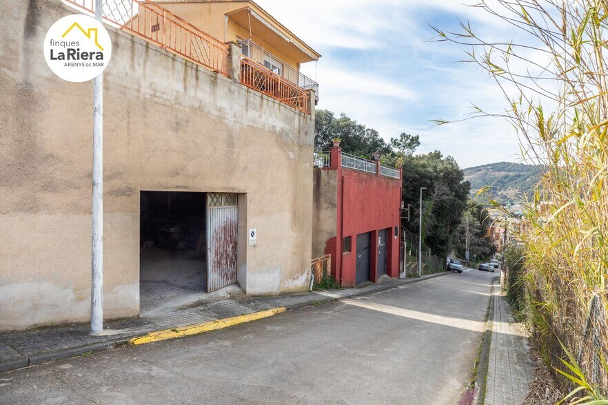 Industriel/Logistique dans Arenys de Munt, Barcelona à vendre - Photo de l’immeuble – Image 2 sur 14