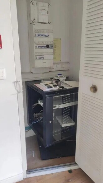 Local commercial dans Nice à louer - Photo de l’immeuble – Image 3 sur 3