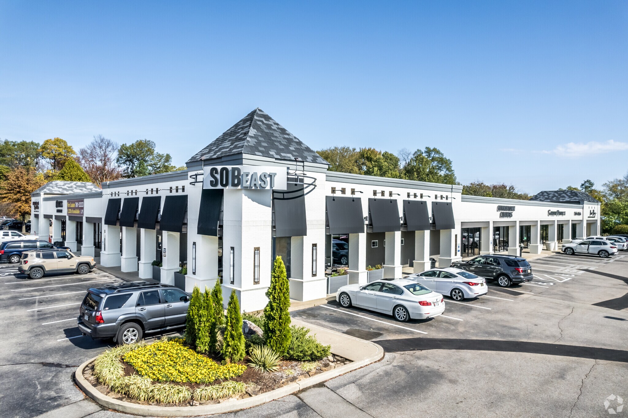 5040 Sanderlin, Memphis, TN à louer Photo principale– Image 1 sur 3