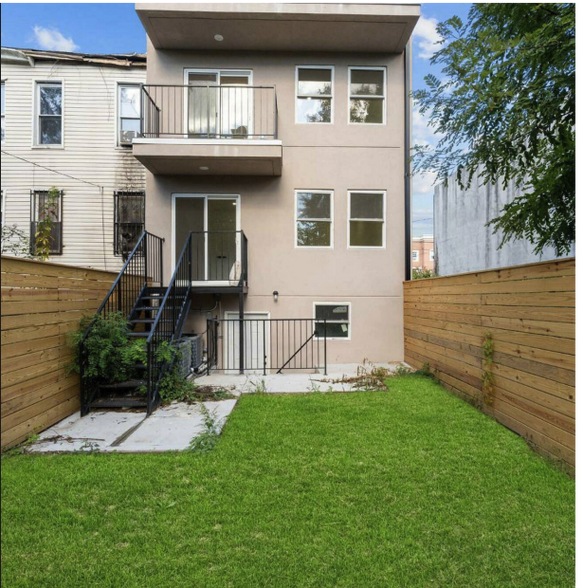 1116 Blake ave, Brooklyn, NY à vendre - Photo de l’immeuble – Image 3 sur 9