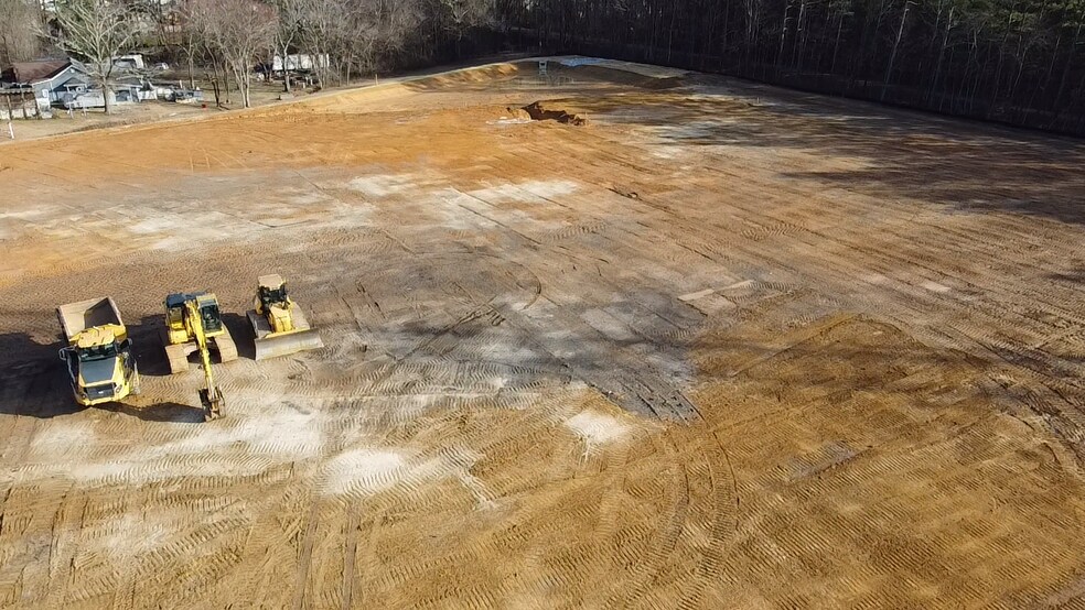 3925 Flint Hill Rd, Powder Springs, GA à louer - Photo de l’immeuble – Image 3 sur 10
