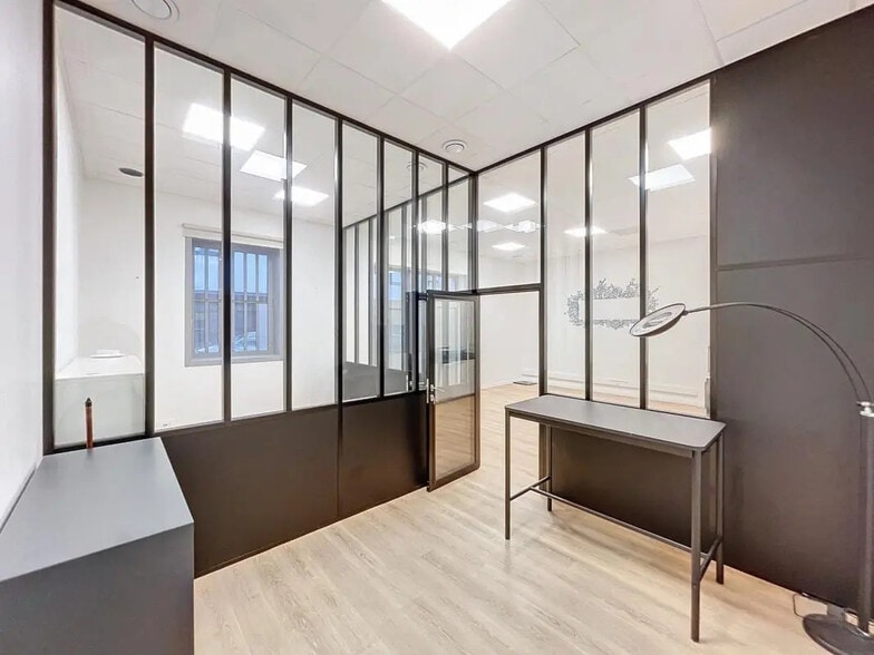 114 Grande Rue De Saint-Clair, Caluire-et-Cuire à louer - Photo de l’immeuble – Image 3 sur 6
