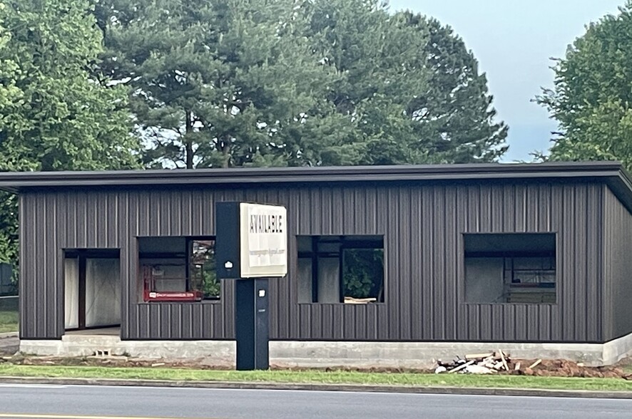 3167 Franklin Rd, Murfreesboro, TN à louer - Photo de l’immeuble – Image 2 sur 5