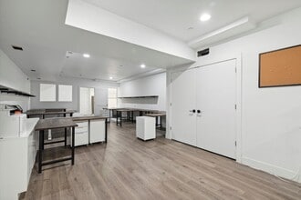 1541 Ridge Ave, Philadelphia, PA à louer Photo intérieure– Image 2 sur 25