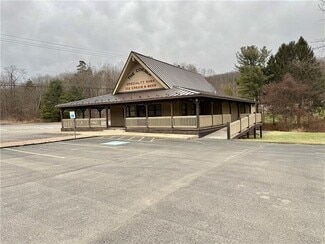 Plus de détails pour 3420 Perry Hwy, New Castle, PA - Local commercial à louer