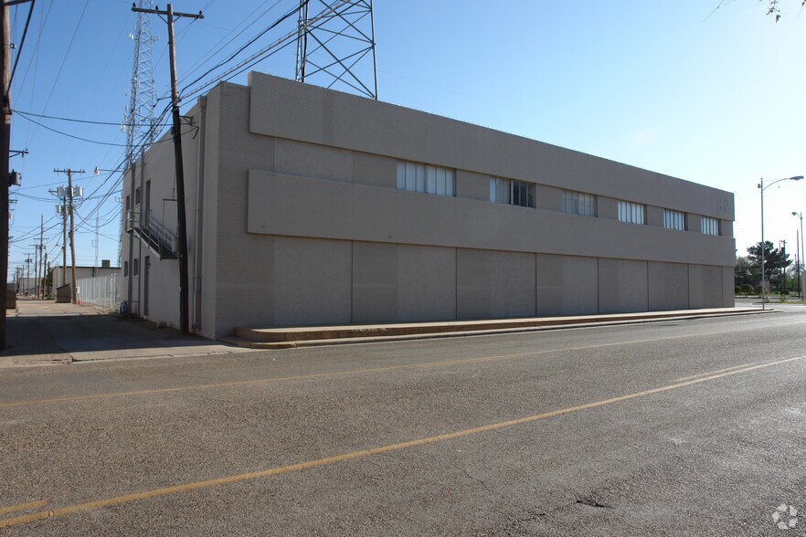 1503 Avenue J, Lubbock, TX à vendre - Photo de l’immeuble – Image 2 sur 2