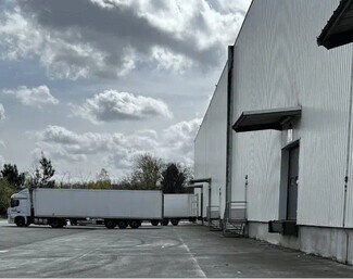 Plus de détails pour Industriel/Logistique à louer