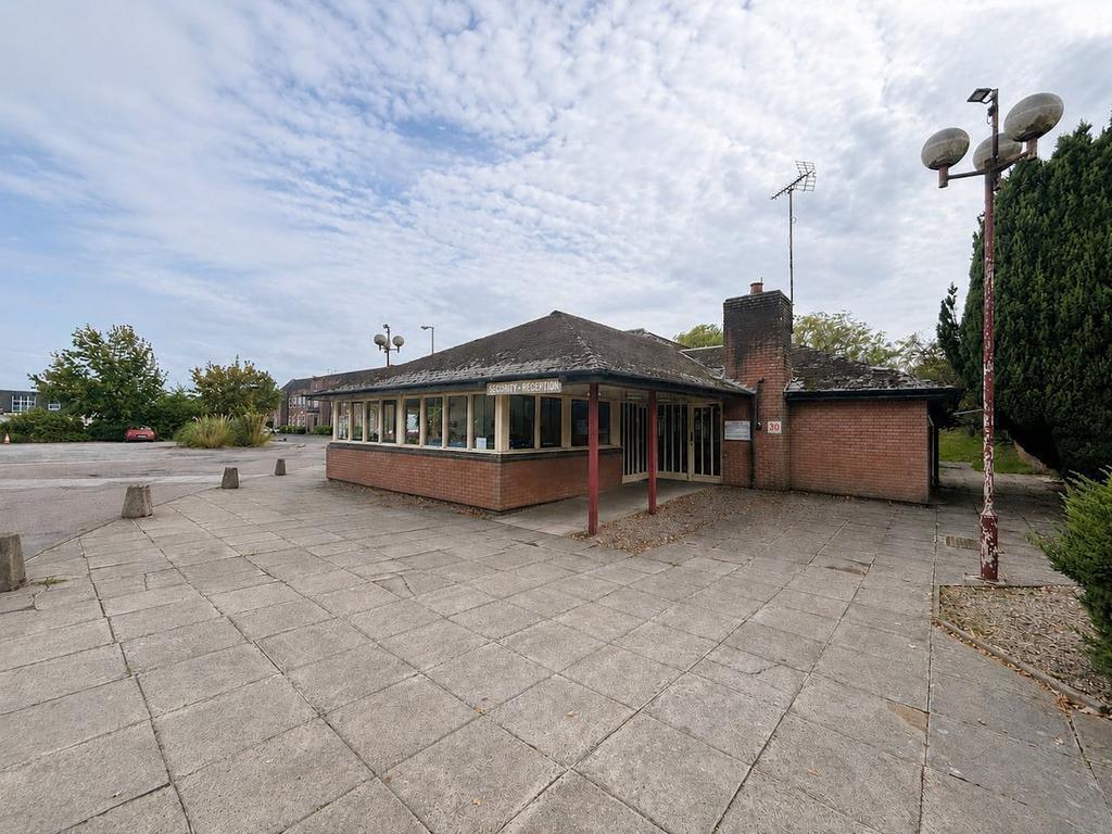 Cresswell Ln, Stoke On Trent à louer Photo de l’immeuble– Image 1 sur 23