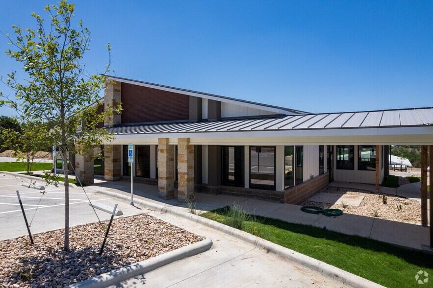 13341 W Highway 290, Austin, TX à vendre - Photo de l’immeuble – Image 2 sur 7