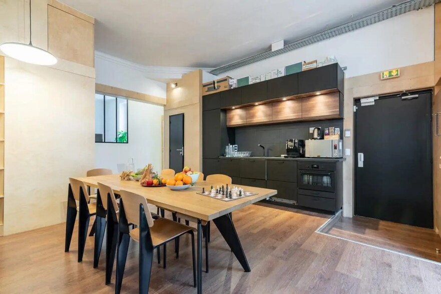 104 Rue D'Aboukir, Paris à louer - Photo de l’immeuble – Image 3 sur 21