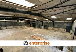 Plus de détails pour Local d'activités à louer