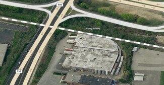 Plus de détails pour 595 Broadhollow Rd, Farmingdale, NY - Industriel/Logistique à louer