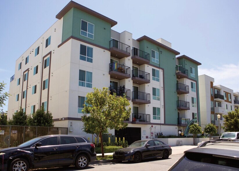 3518 Chesapeake Ave, Los Angeles, CA à vendre - Photo de l’immeuble – Image 3 sur 18