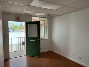930 Alhambra Blvd, Sacramento, CA à louer Photo intérieure– Image 1 sur 4