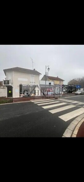 Local commercial dans Chelles à vendre - Photo de l’immeuble – Image 1 sur 11