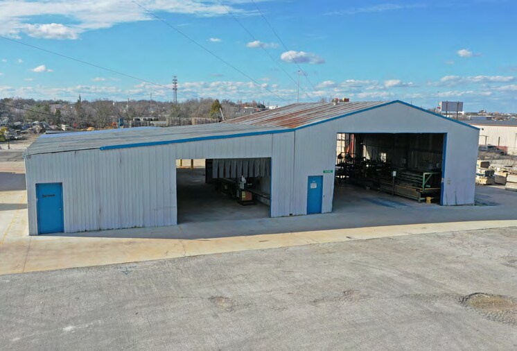 1605 Century St, Pflugerville, TX à louer - Photo de l’immeuble – Image 1 sur 15