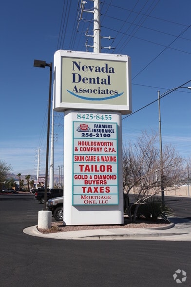 8455 W Flamingo Rd, Las Vegas, NV à vendre - Photo de l’immeuble – Image 3 sur 25