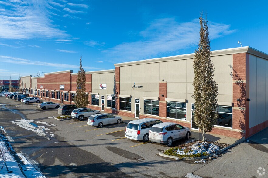 4950 106th Ave SE, Calgary, AB à vendre - Photo de l’immeuble – Image 1 sur 7