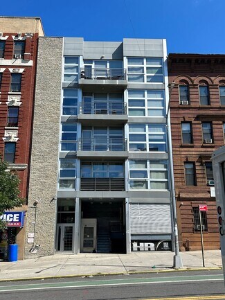 Plus de détails pour 615 E 138th St, Bronx, NY - Logement à vendre