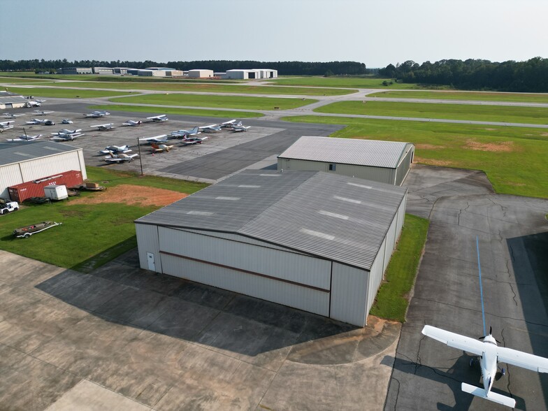 115 Airport Road, Newnan, GA à louer - Photo principale – Image 1 sur 4