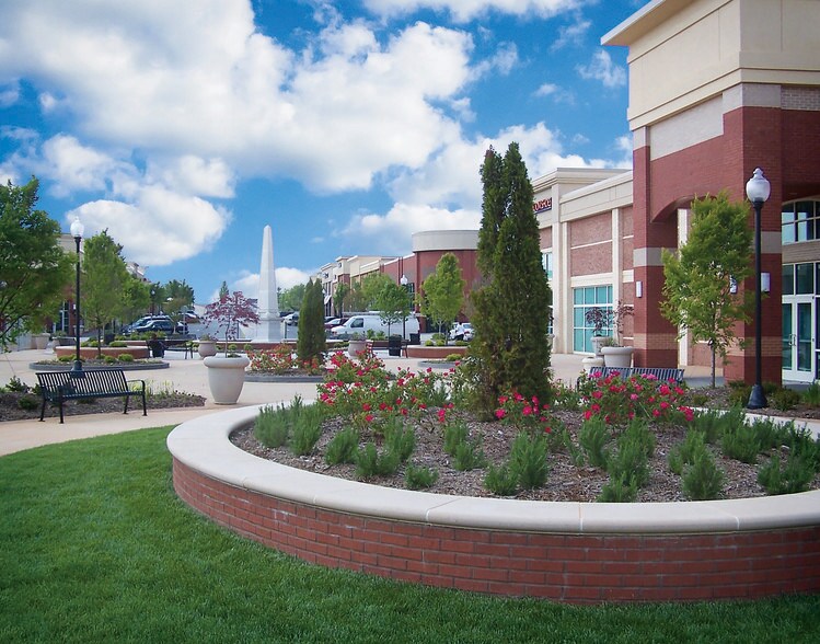 1622-1628 Highwoods Blvd, Greensboro, NC à louer - Photo de l’immeuble – Image 1 sur 5