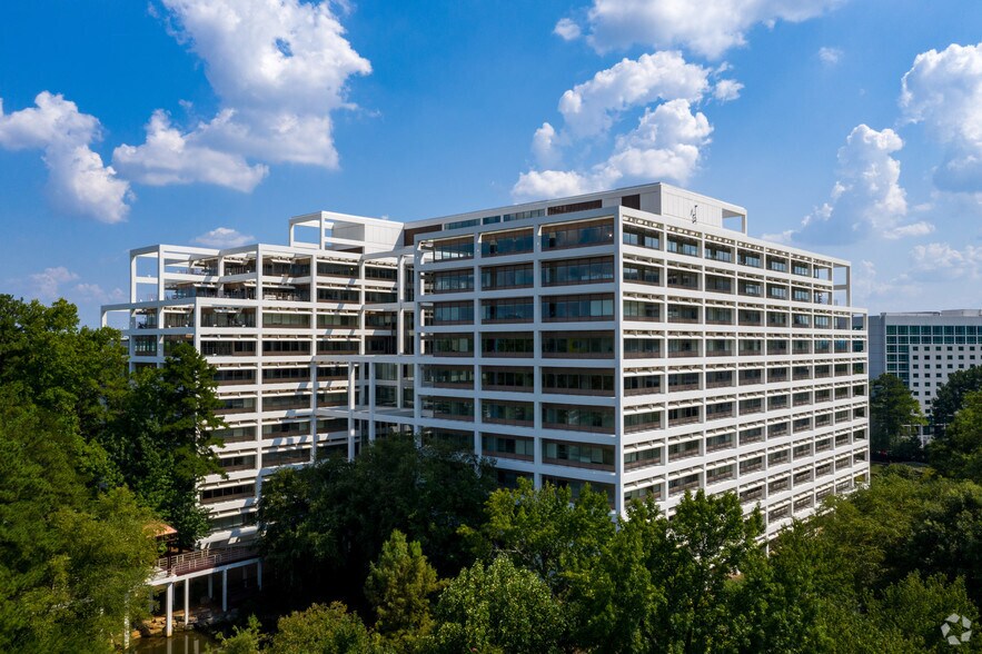 400 Perimeter Center Ter, Atlanta, GA à louer - Photo de l’immeuble – Image 3 sur 29