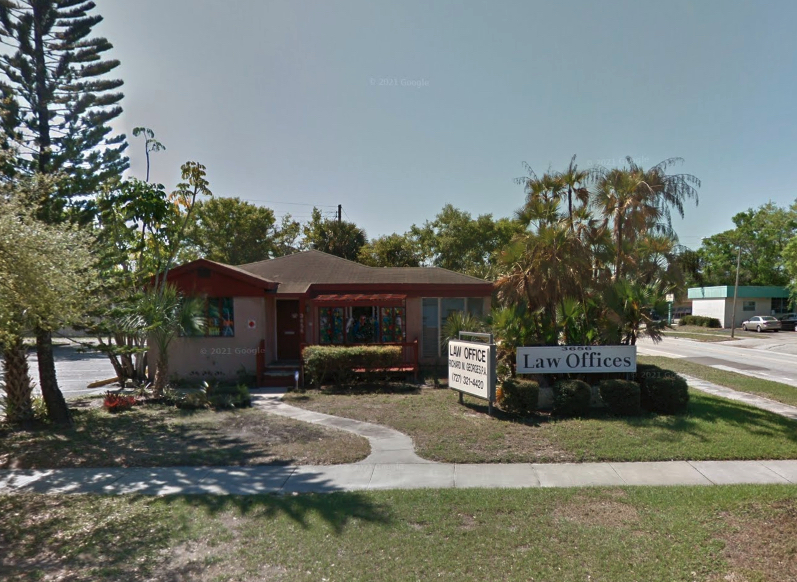 3656 1st Ave N, Pasadena, FL à vendre - Photo de l’immeuble – Image 2 sur 6