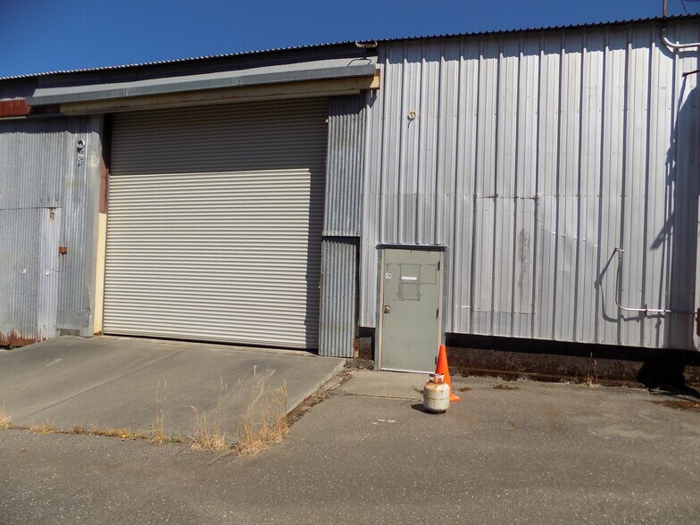 26011 State Route 254, Redcrest, CA à louer - Photo de l’immeuble – Image 3 sur 3