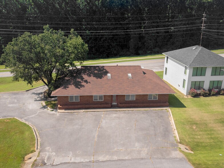 1283 US-72, Killen, AL à vendre - Photo de l’immeuble – Image 2 sur 34
