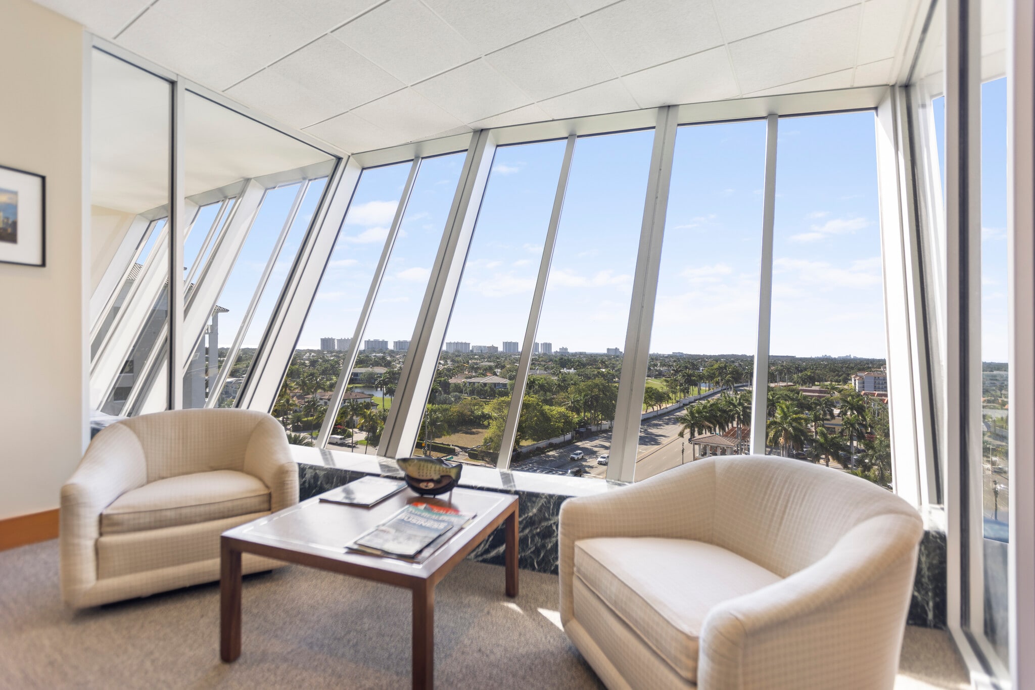 925 S Federal Hwy, Boca Raton, FL à louer Photo intérieure– Image 1 sur 2