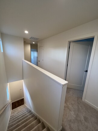 Plus de détails pour 1315 Pinkard, Prineville, OR - Logement à vendre