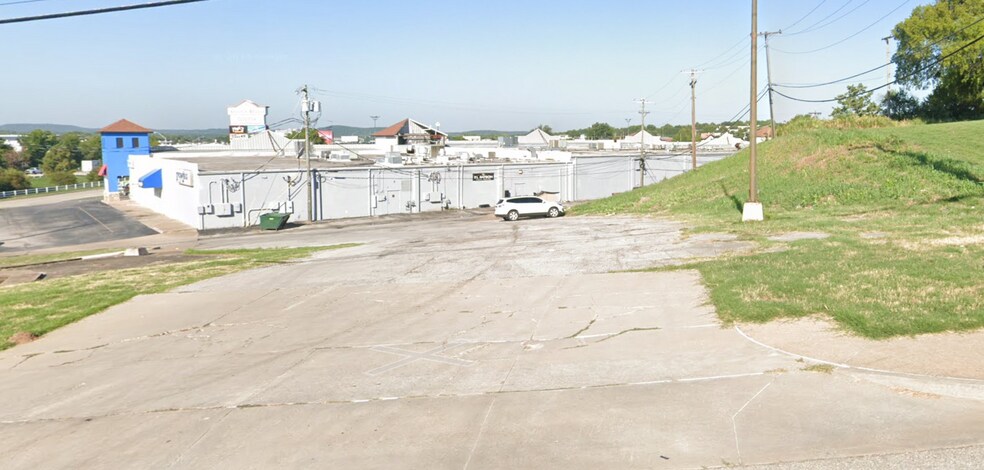 N. Adams Rd. & 2nd Street, Sand Springs, OK à vendre - Photo de l’immeuble – Image 2 sur 4