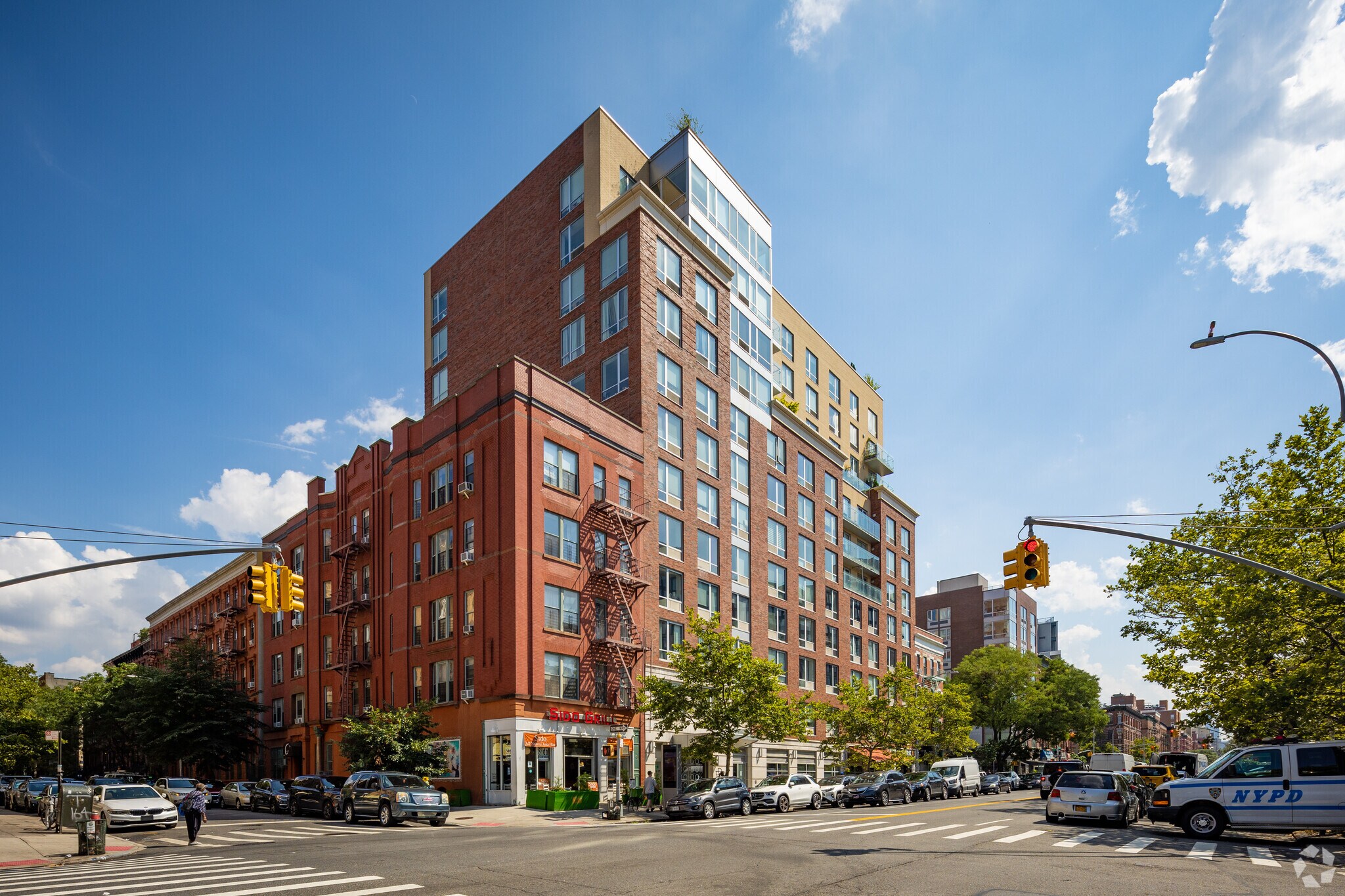 2280 Frederick Douglass Blvd, New York, NY à louer Photo de l’immeuble– Image 1 sur 5