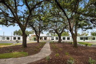 5841 Rivers Ave, North Charleston, SC à louer Photo intérieure– Image 2 sur 6