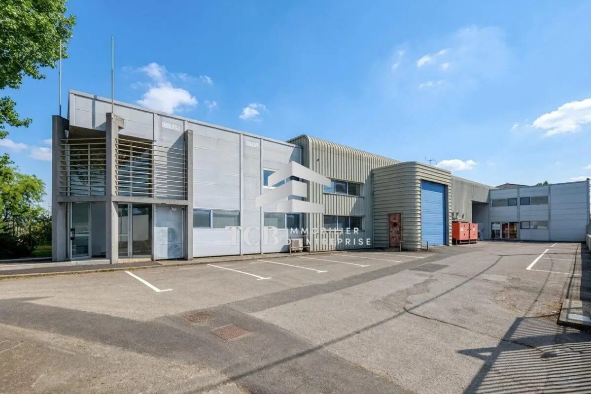 Local d’activités dans Rezé à louer Photo de l’immeuble– Image 1 sur 12