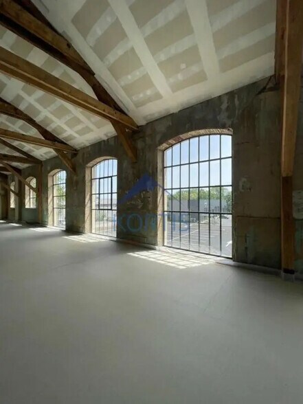 Bureau dans Chaponost à louer - Photo de l’immeuble – Image 1 sur 5