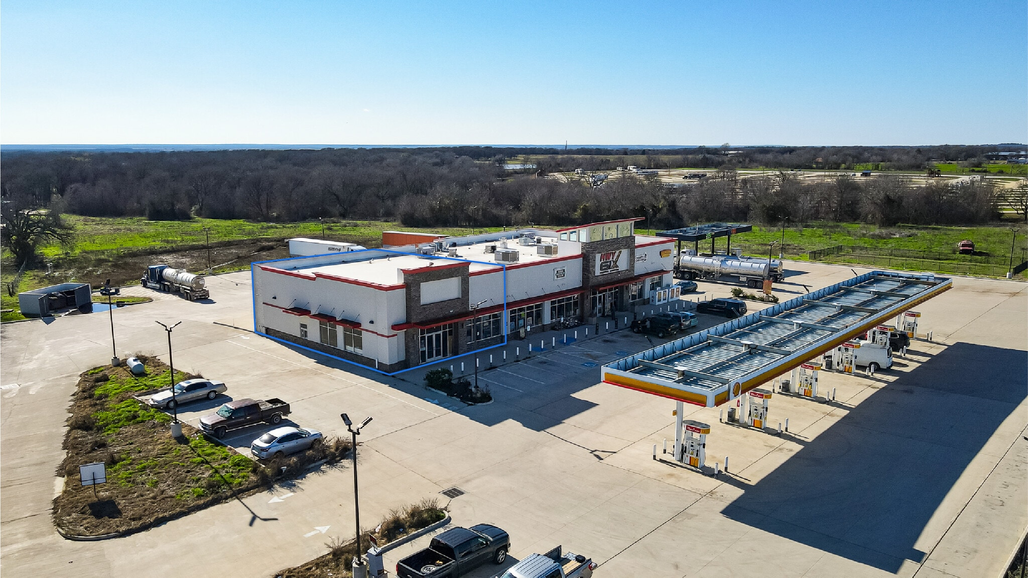 13244 S State Highway 6, Bryan, TX à louer Photo de l’immeuble– Image 1 sur 8