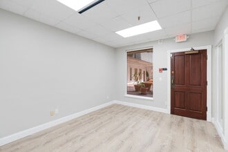 1800 2nd St, Sarasota, FL à louer Photo intérieure– Image 2 sur 11