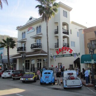 Plus de détails pour 128 S Beach St, Daytona Beach, FL - Logement à vendre