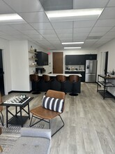 1805 Sardis Rd N, Charlotte, NC à louer Photo intérieure– Image 1 sur 2
