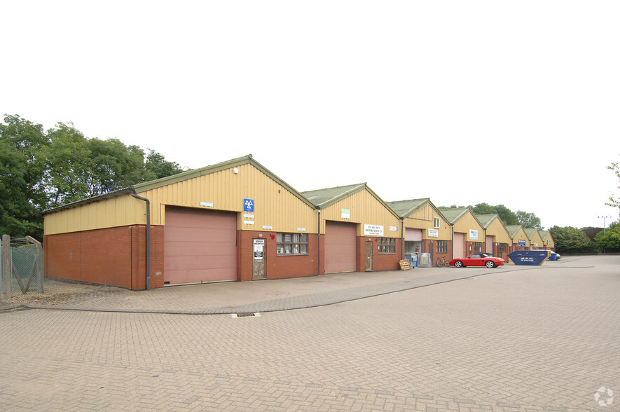 Waterloo Park, Alcester à louer - Photo principale – Image 1 sur 7
