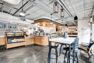 Plus de détails pour 727 NE 3rd Ave, Fort Lauderdale, FL - Local commercial à louer